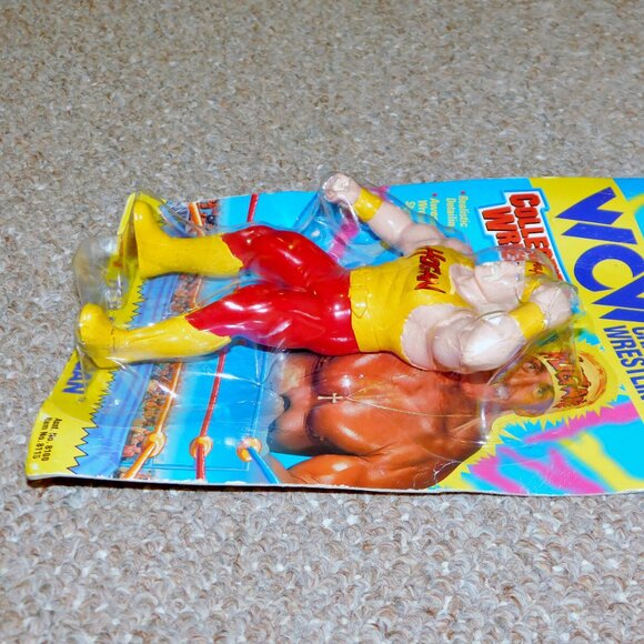 1994 WCW World Championship Wrestling 7" Hulk Hogan Figure MOC Brand New - Picture 8 of 13